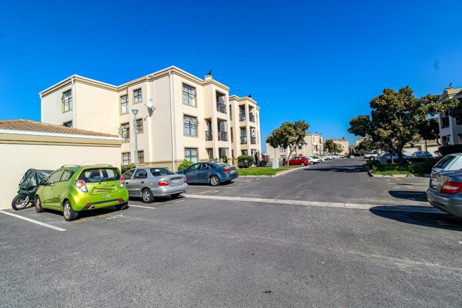 2 Bedroom Property for Sale in Parklands Western Cape